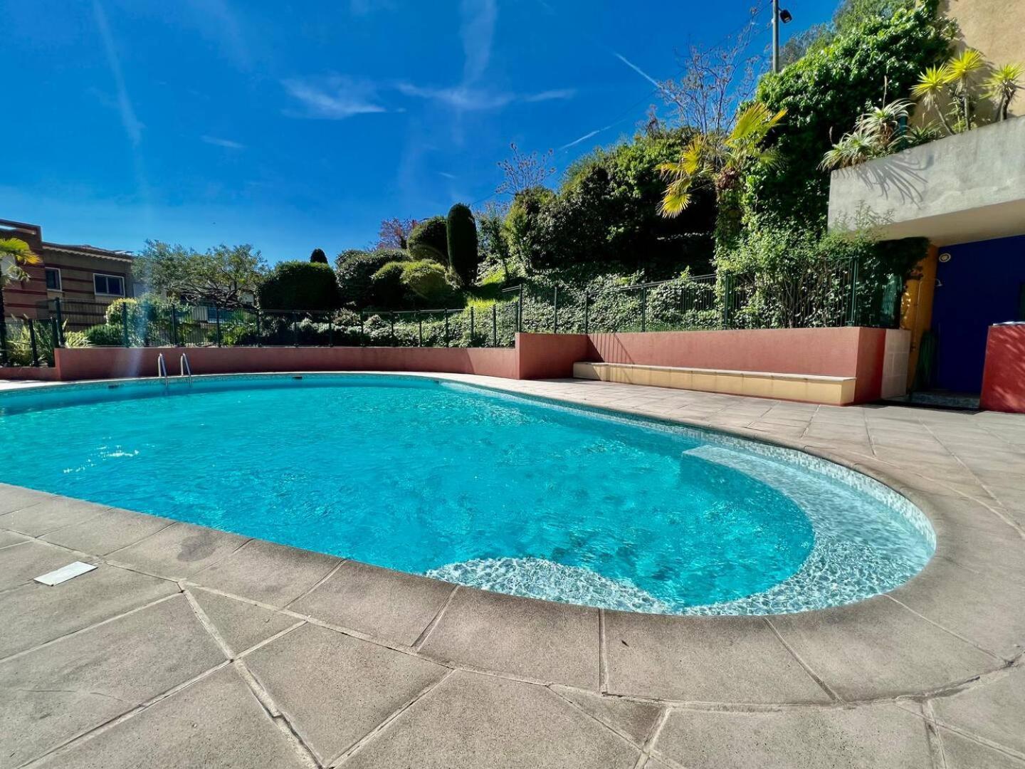Quiet Studio Swimming Pool Roquebrune Buitenkant foto